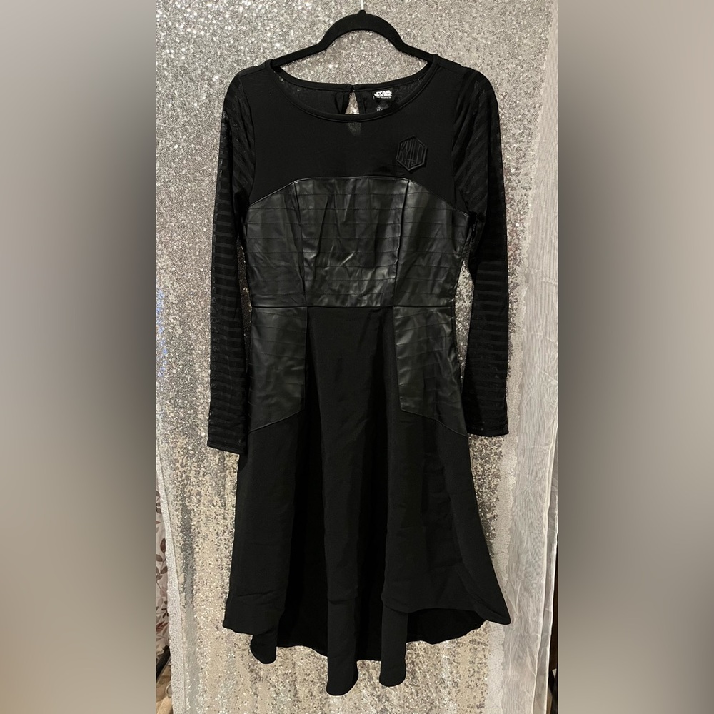 Star Wars Her Universe KYLO REN Elegant  Black Long Sleeve Dress